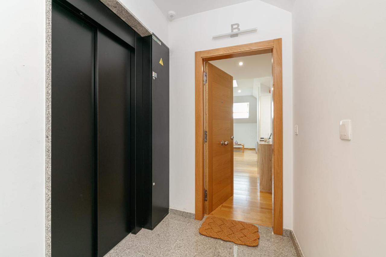Atico Alameda Apartment วิโก ภายนอก รูปภาพ