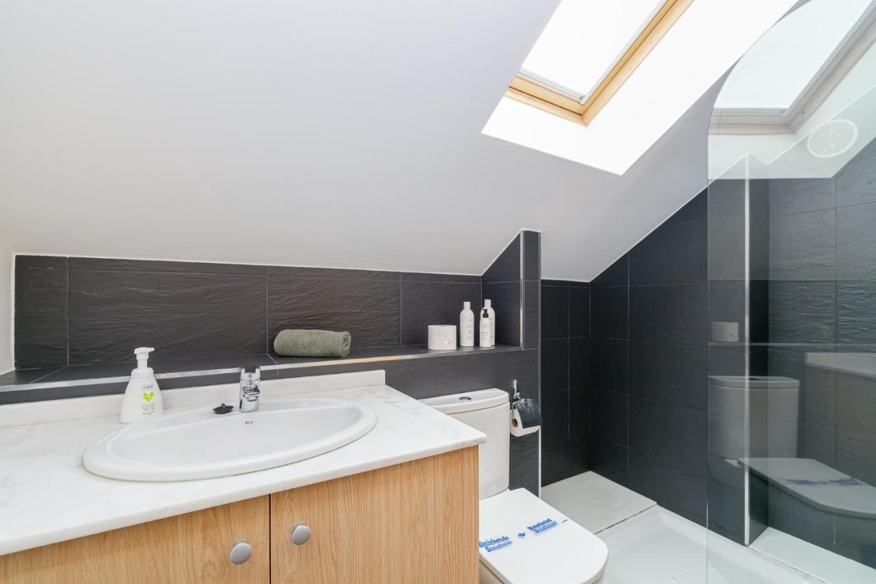 Atico Alameda Apartment วิโก ภายนอก รูปภาพ