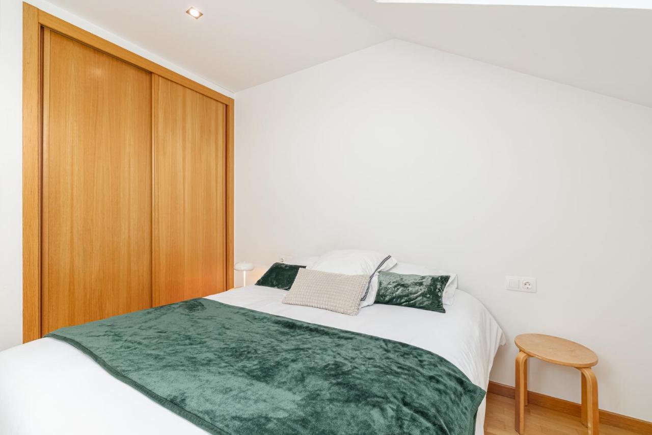 Atico Alameda Apartment วิโก ภายนอก รูปภาพ