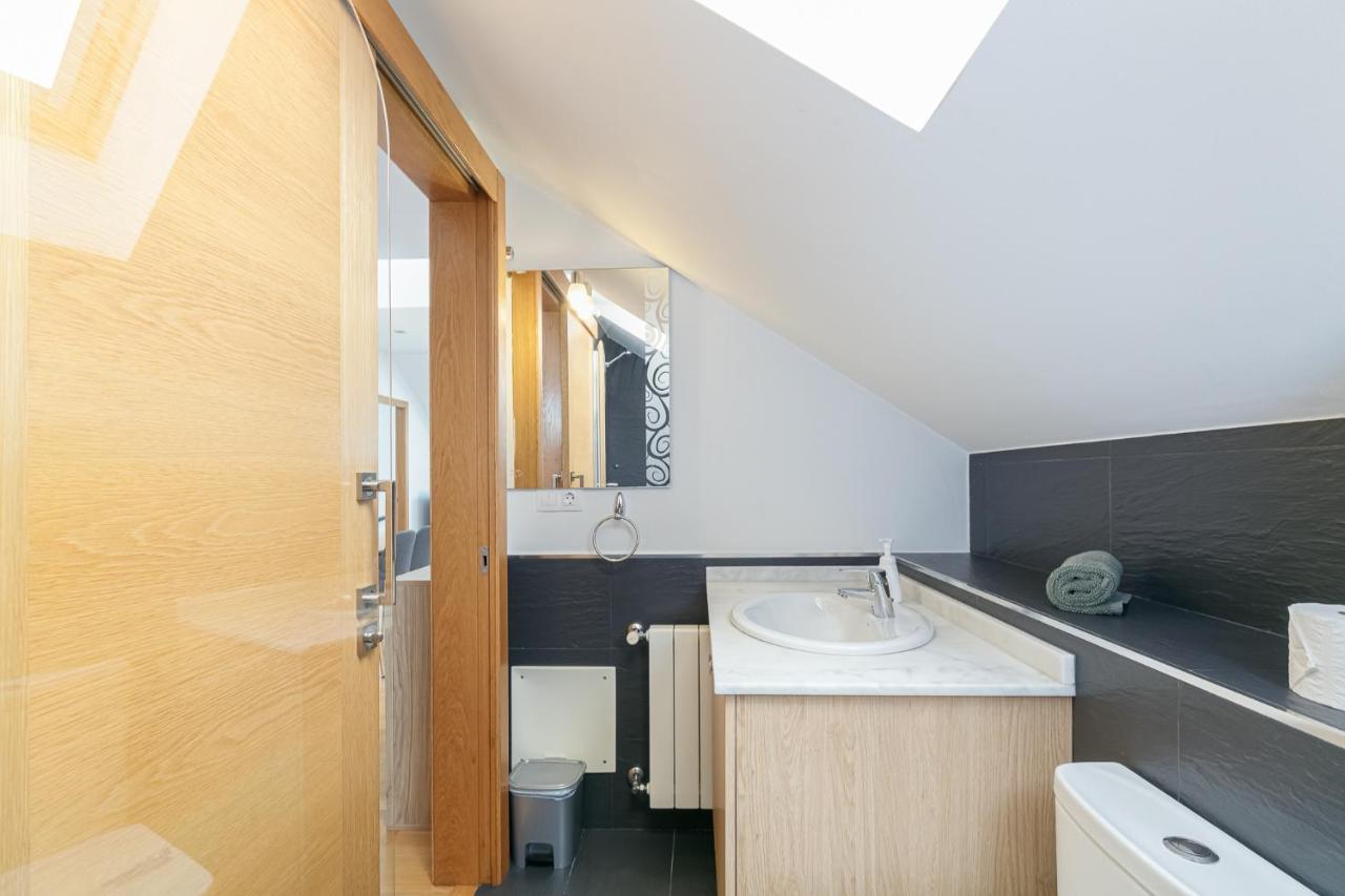 Atico Alameda Apartment วิโก ภายนอก รูปภาพ