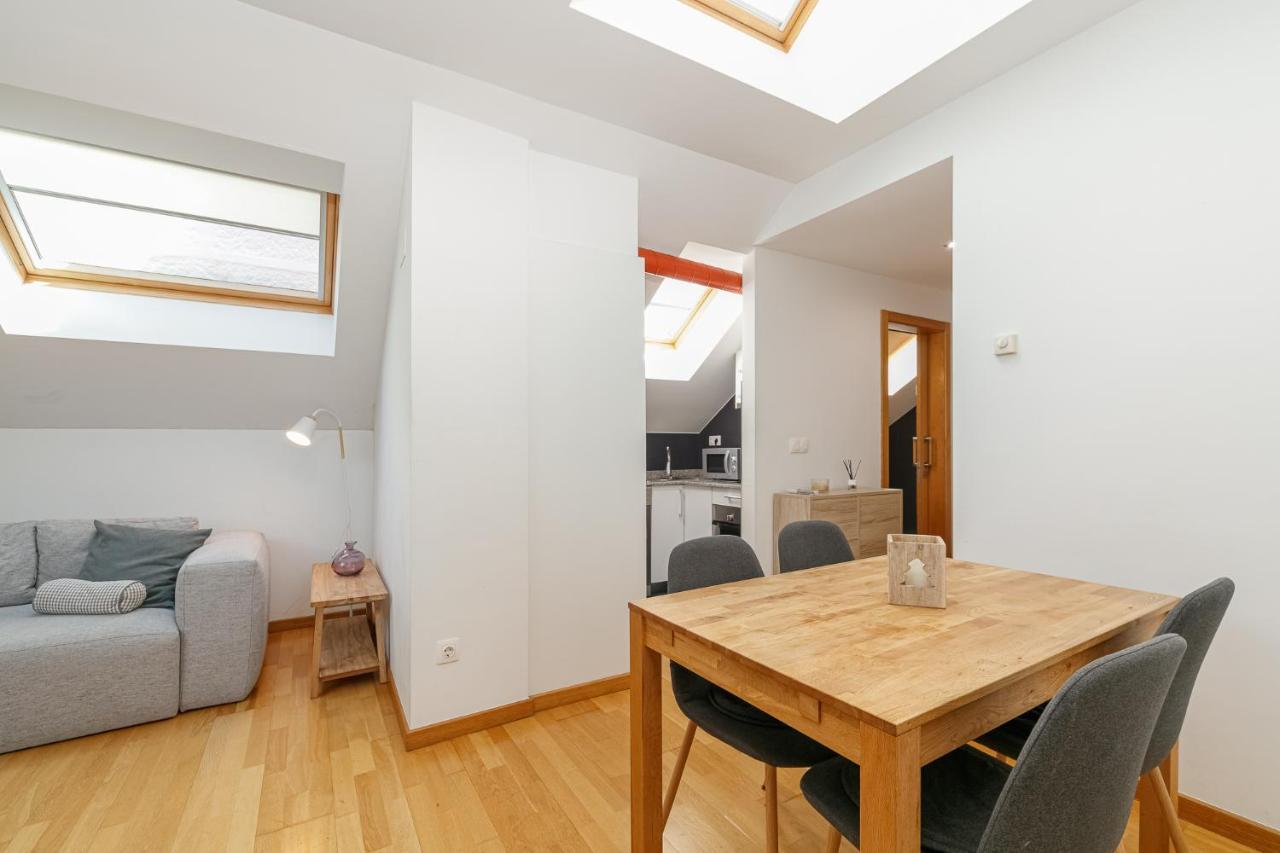 Atico Alameda Apartment วิโก ภายนอก รูปภาพ